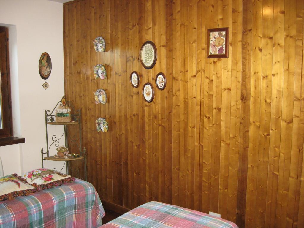 Le Tre Rose Montagna Apartment Камилятело Силано Стая снимка